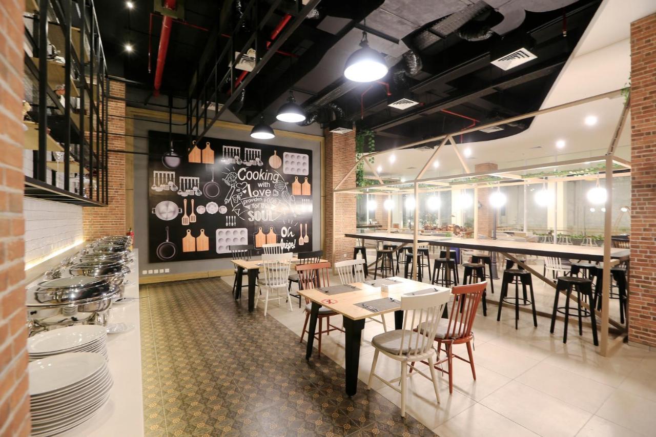 Luminor Hotel Purwokerto By Wh Zewnętrze zdjęcie