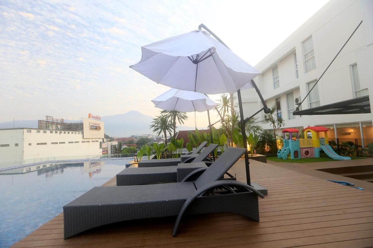 Luminor Hotel Purwokerto By Wh Zewnętrze zdjęcie