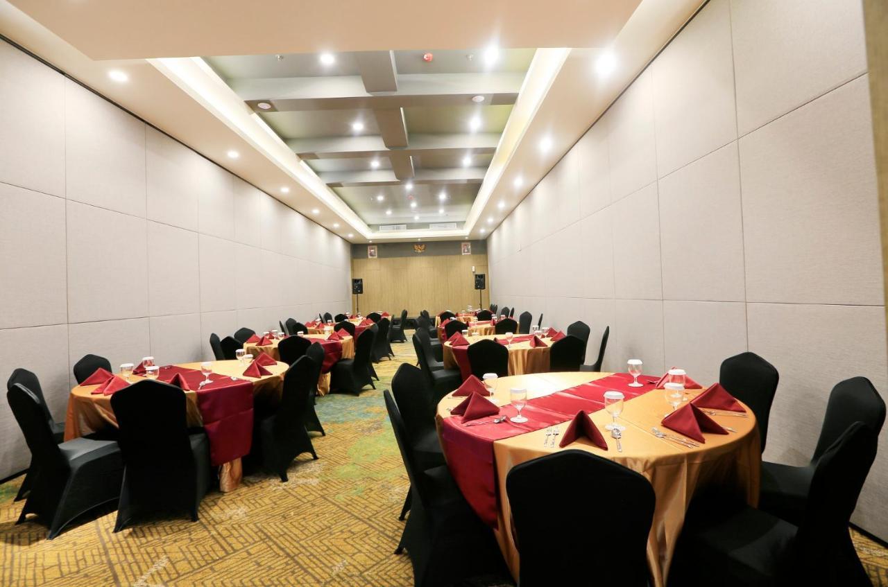 Luminor Hotel Purwokerto By Wh Zewnętrze zdjęcie