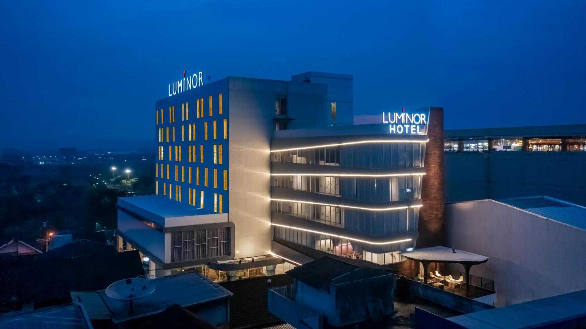 Luminor Hotel Purwokerto By Wh Zewnętrze zdjęcie