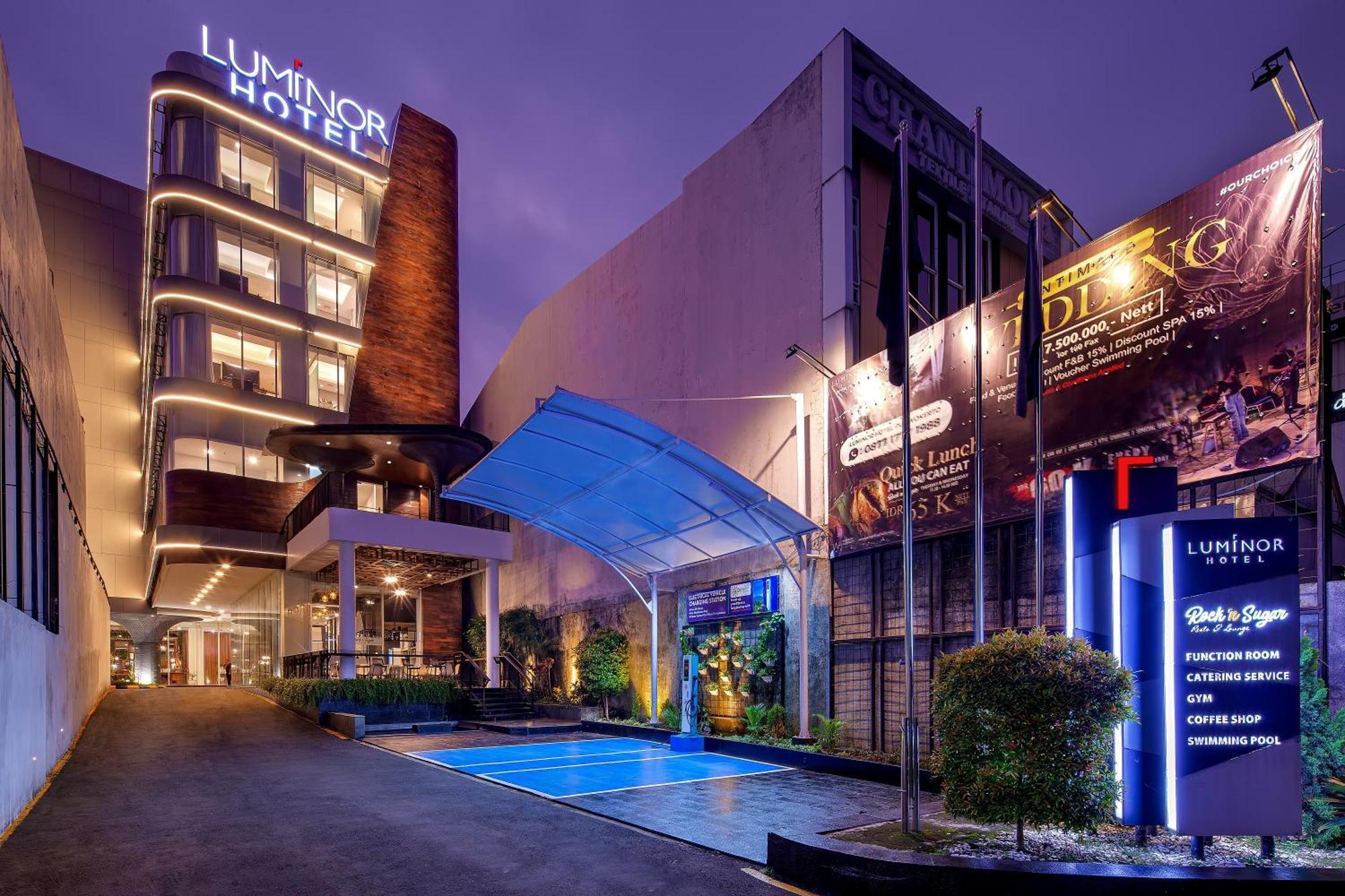 Luminor Hotel Purwokerto By Wh Zewnętrze zdjęcie